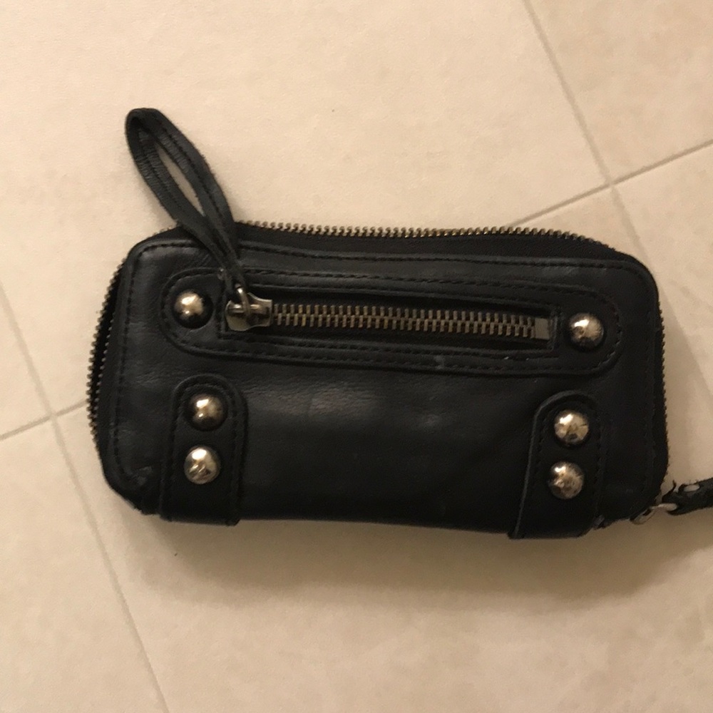 Linea Peale black leather clutch